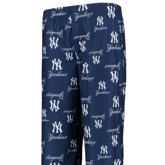 Outerstuff Other - MLB New York Yankees Boys Team Logo Lounge Pants